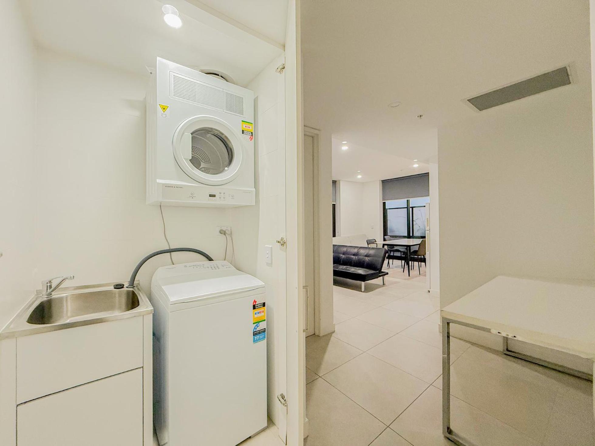 Burwood Studios At St Luke Square Сидни Екстериор снимка