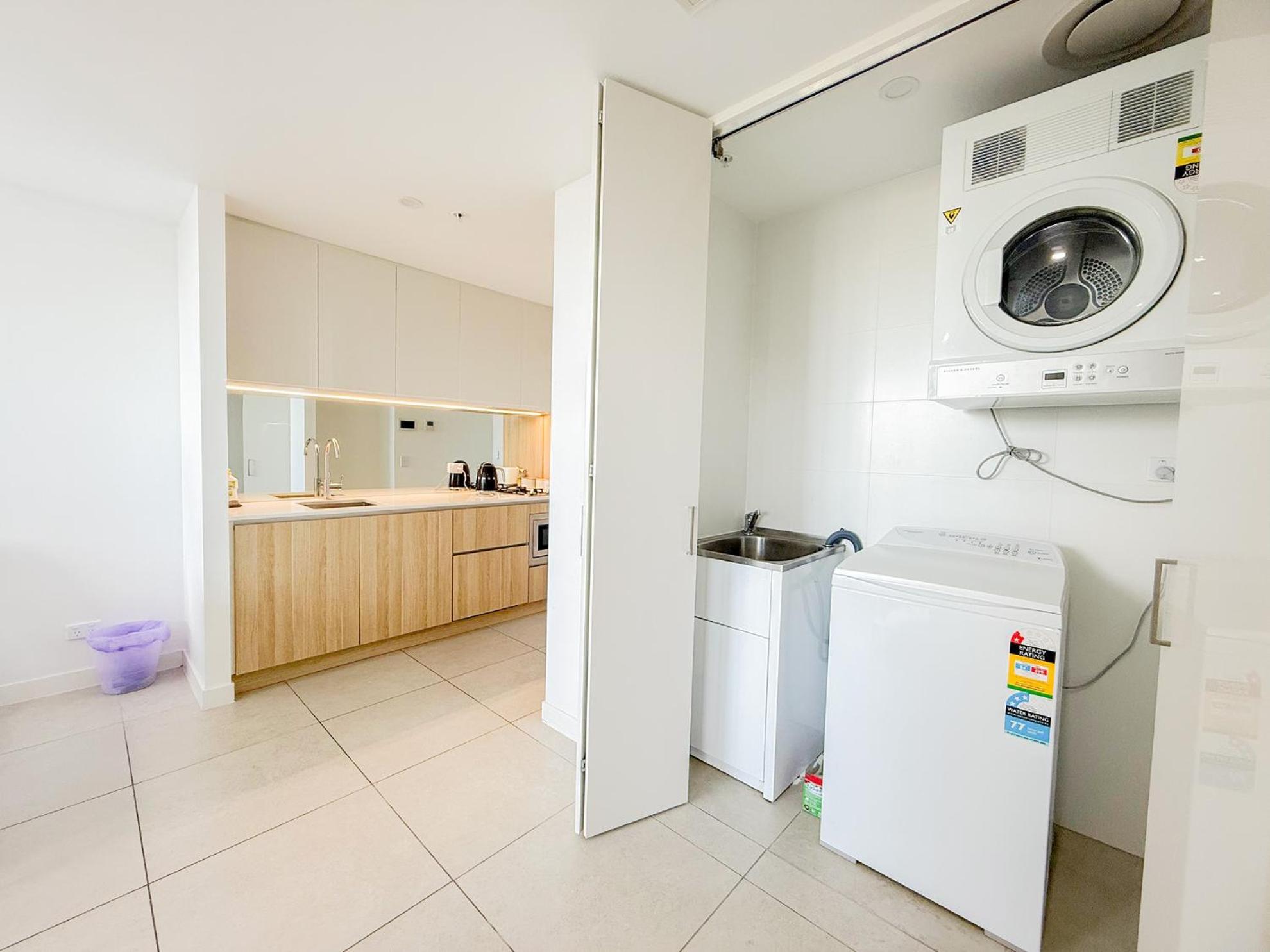 Burwood Studios At St Luke Square Сидни Екстериор снимка