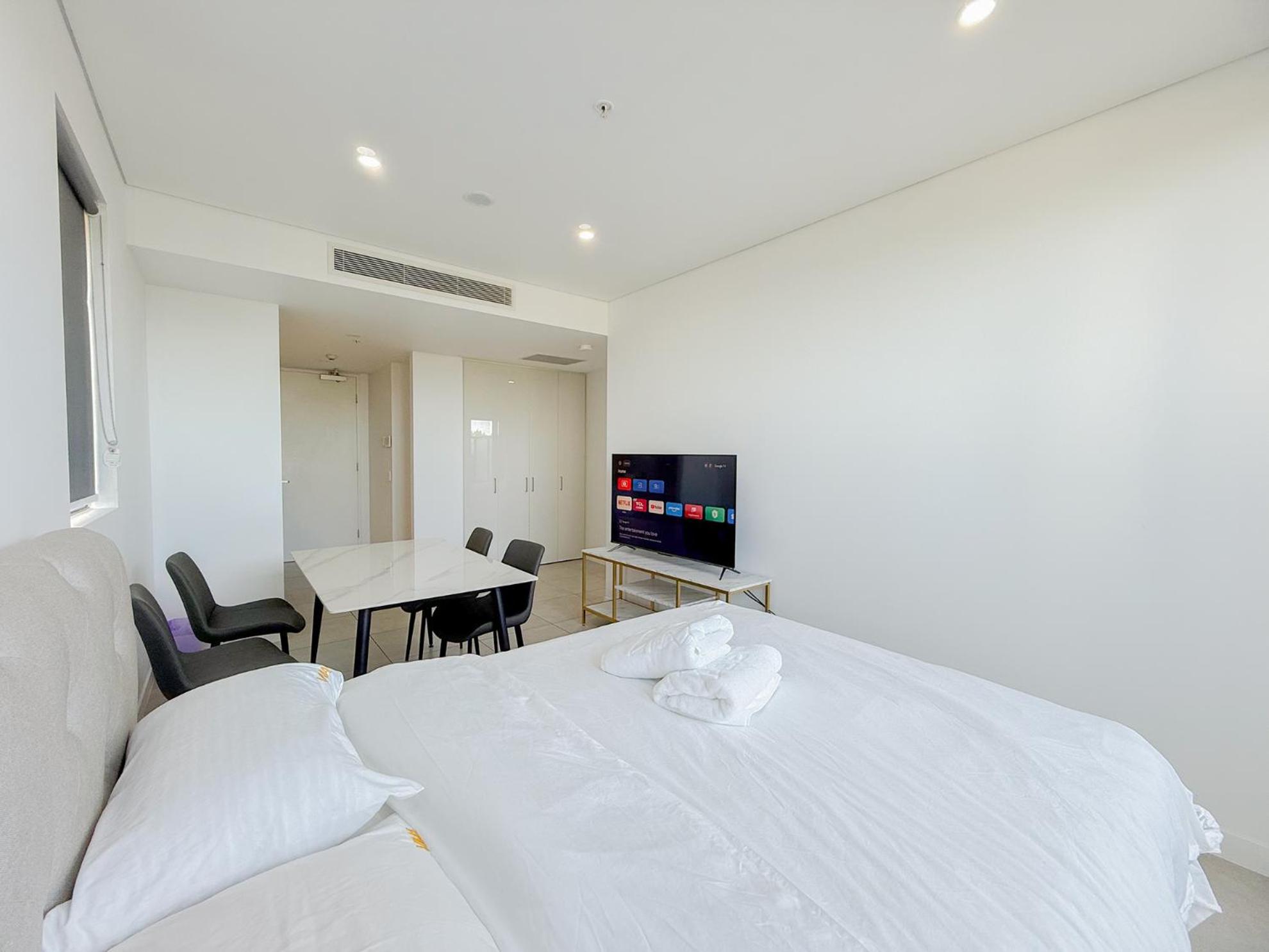 Burwood Studios At St Luke Square Сидни Екстериор снимка